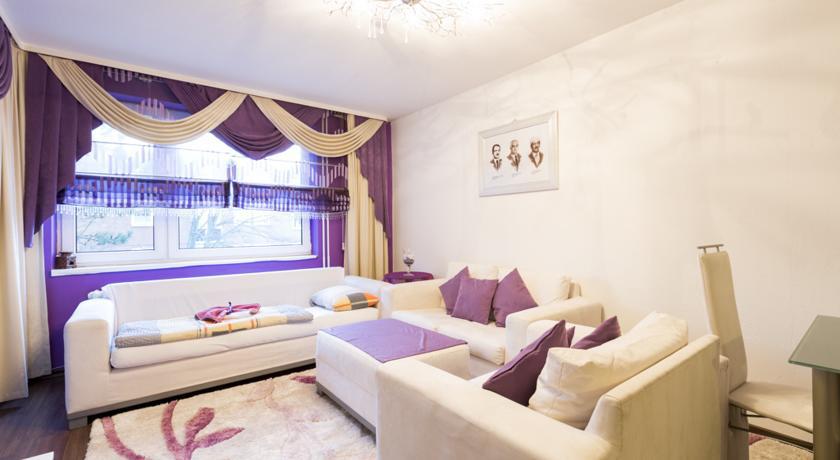 Privatunterkunft Deutsche Messe - Private Apartments&rooms - Agency