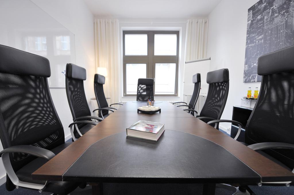 Deutsche Messe - Private Apartments&rooms - Agency