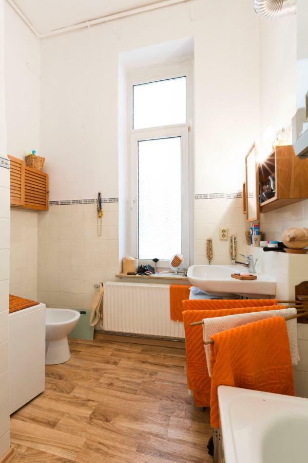 Privatunterkunft Deutsche Messe - Private Apartments&rooms - Agency *